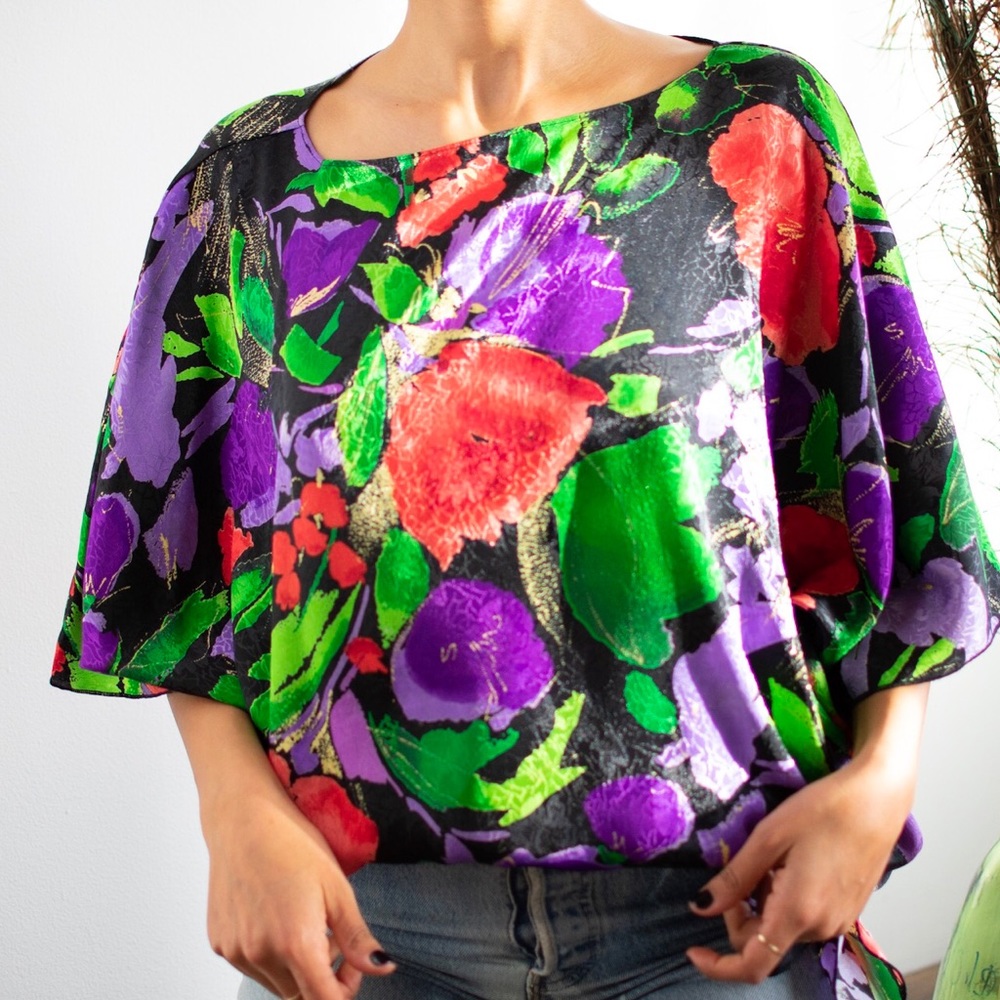 Gorgeous vintage floral dolman blouse small